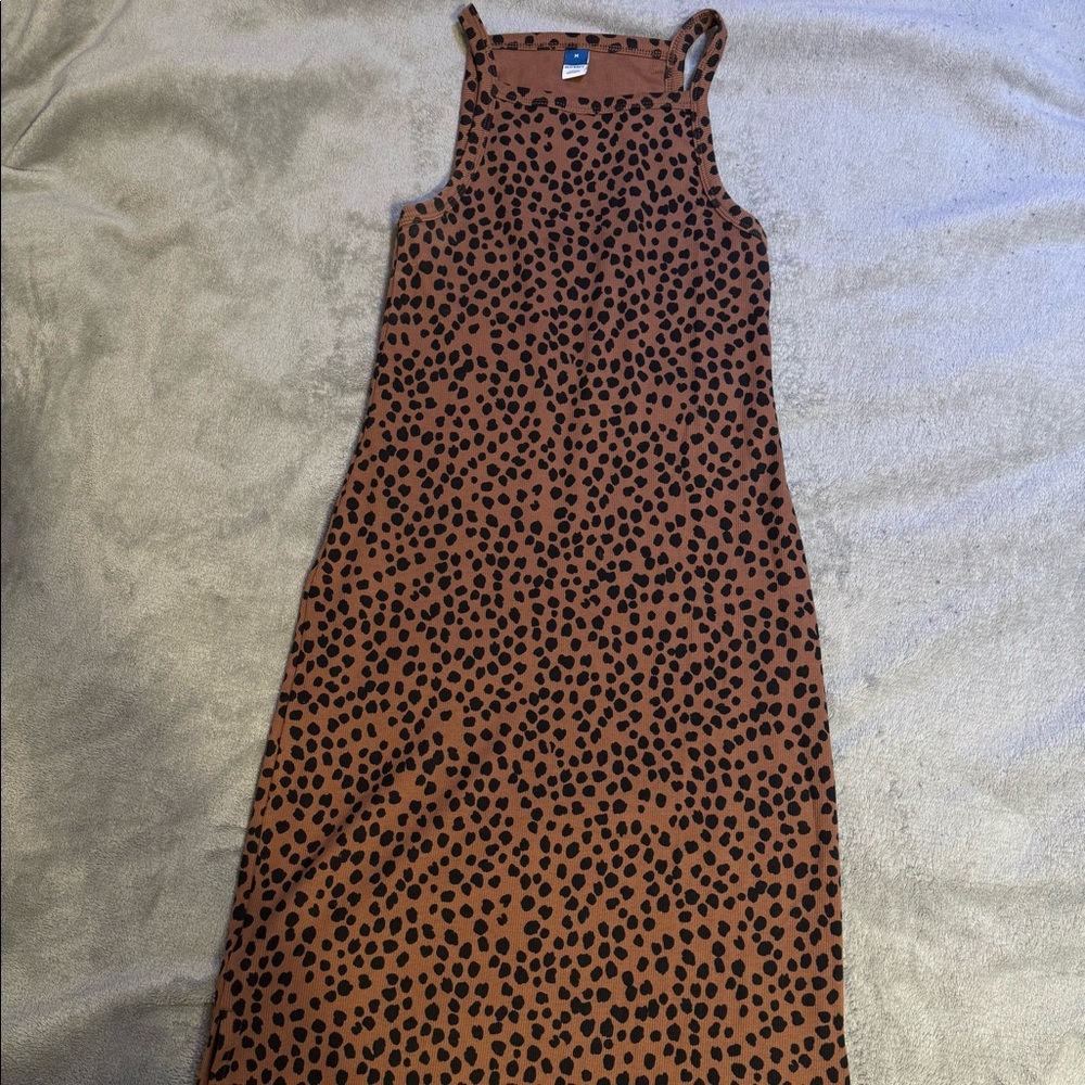 Cheetah/Leopard print quarter length bodycon dress with slit